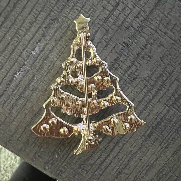 Christmas Tree Coat Pin - Picture 4 of 6
